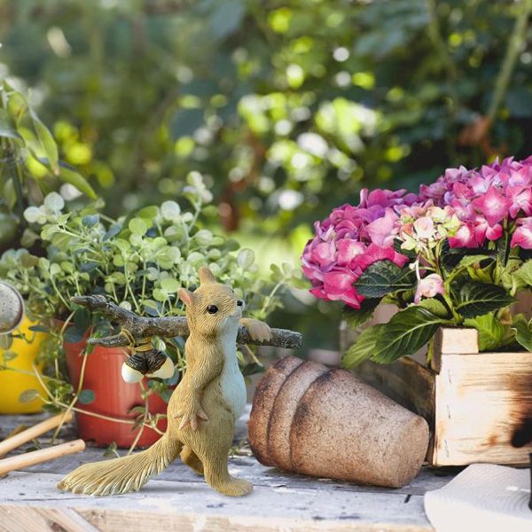 Cute Squirrel Ornaments Home Creative Resin Decorations